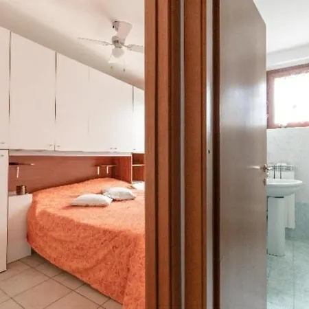 Degli Artisti Apartment *