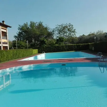 Apartment Degli Artisti Desenzano del Garda
